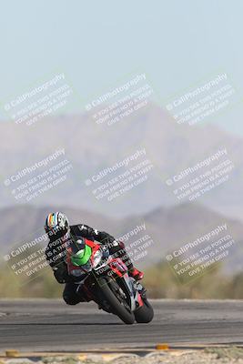 media/Oct-26-2025-Race Pace (Sun) [[c1447ca738]]/Non Verified (1st 20 Minutes of every Hour)/4-Turn 14 (1110am)/